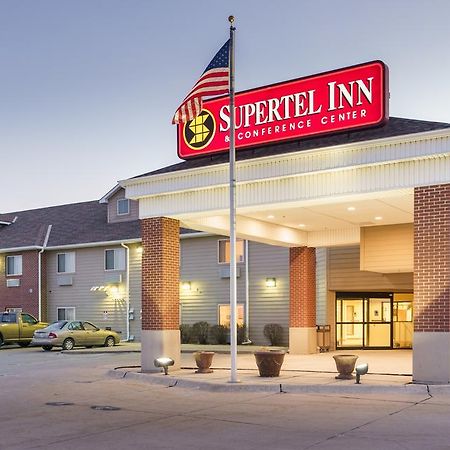 Supertel Inn And Conference Center Creston Екстер'єр фото