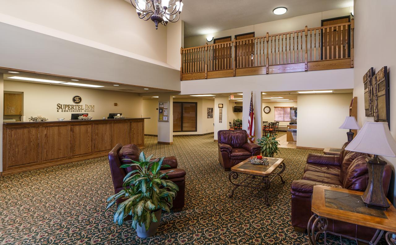 Supertel Inn And Conference Center Creston Екстер'єр фото